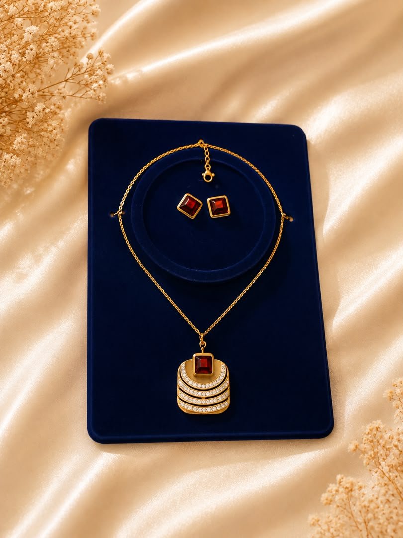 Ruby Empress Jewelry Set